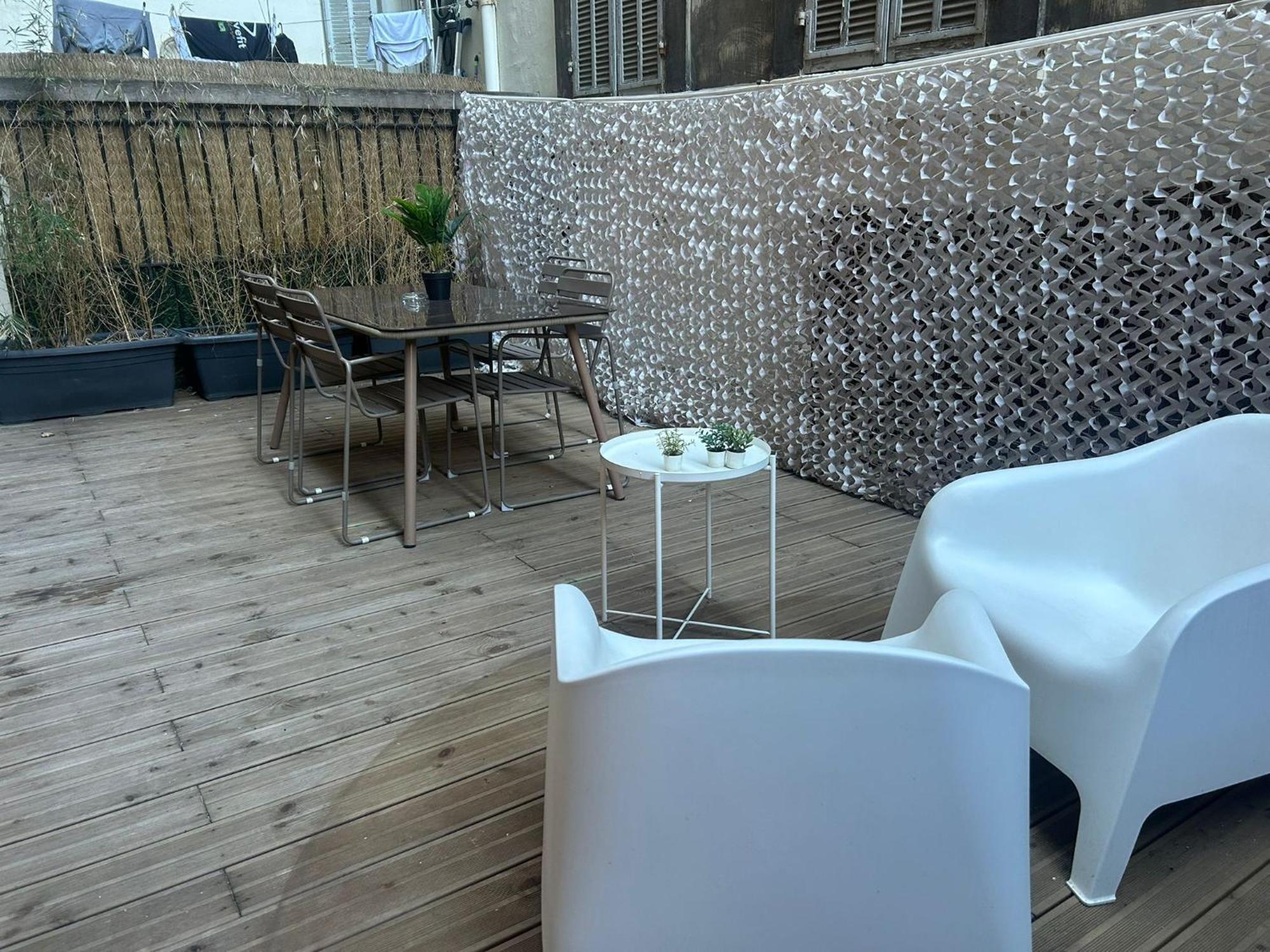 Chez Marie Et Romain- Appartement De Charme Au Coeur De La Joliette Proche Panier Centre Ville Марсилия Екстериор снимка